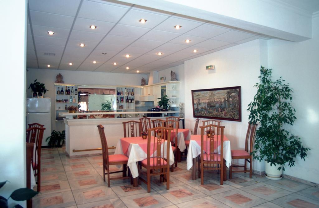 Hera 2 Hotel ปีตาโกเรโย ภายนอก รูปภาพ